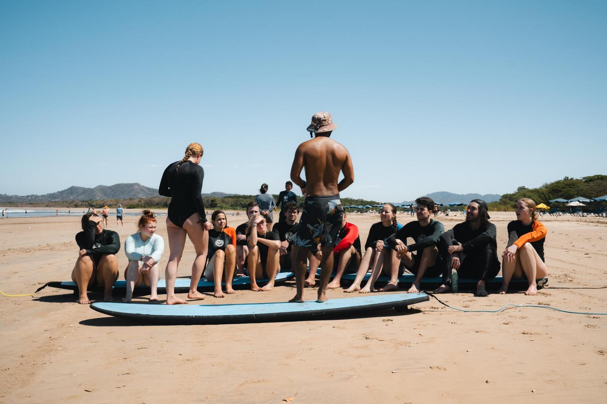 Iguana Surf Camp Hotel Tamarindo Kültér fotó